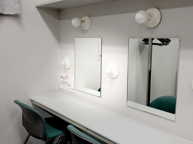 坪井ガラス商店「鏡」